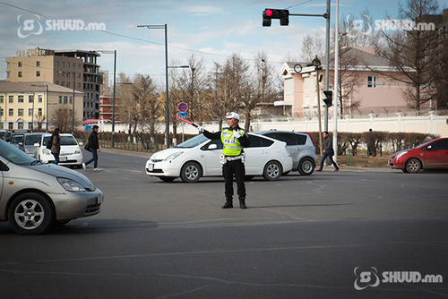 Гурав хоногт зам тээврийн ослоор 4 хүн нас барж, 24 хүн гэмтжээ